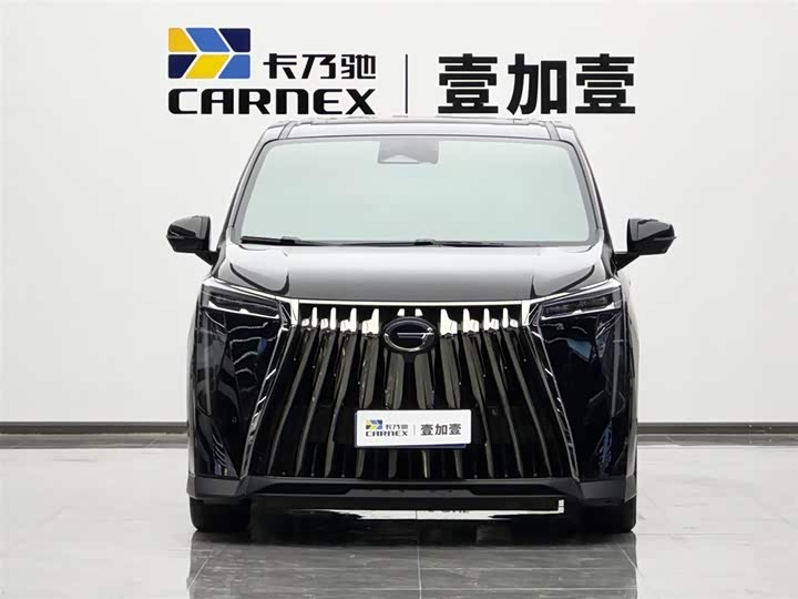 Фото 2 - GAC Trumpchi M8
