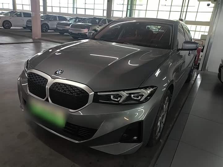 Фото 2 - BMW i3