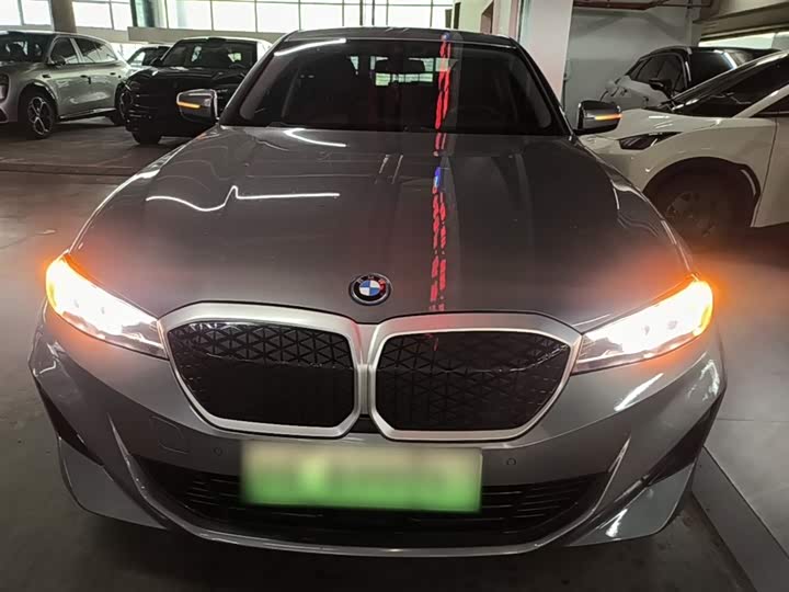 Фото 3 - BMW i3