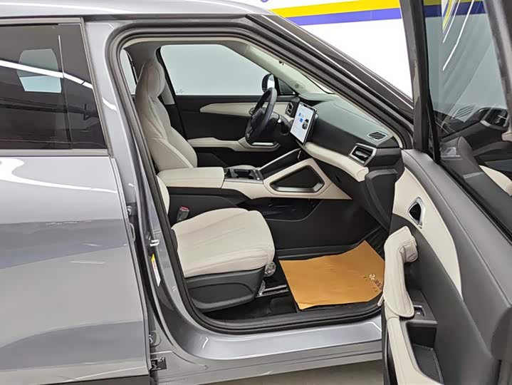 BYD Yuan Up 2025 2025款 智驾版 401KM 活力版