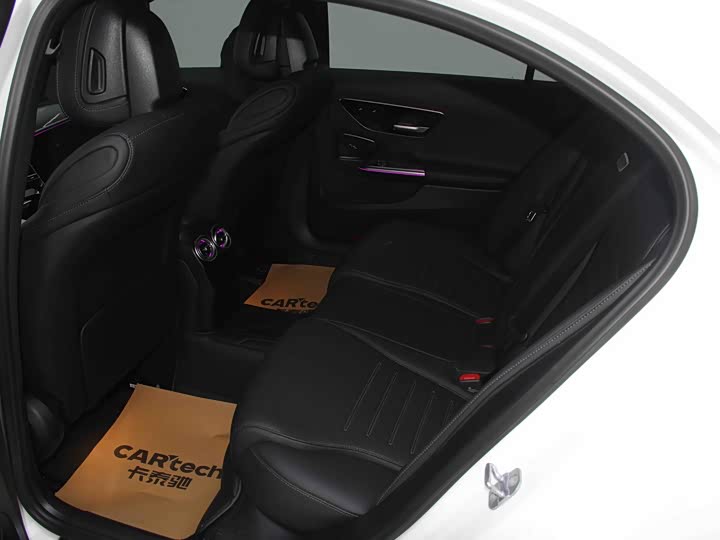 Фото 4 - Mercedes-Benz C-Class