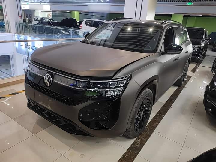 Фото 2 - Volkswagen Teramont Pro
