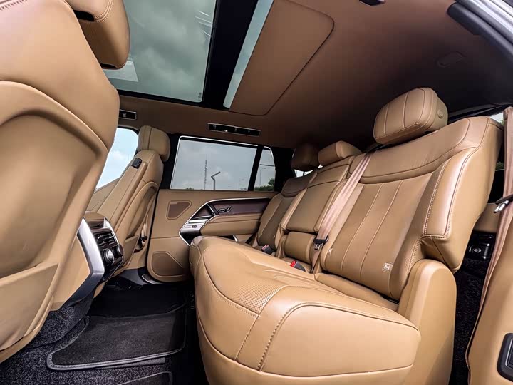 صورة 8 - Land Rover Range Rover