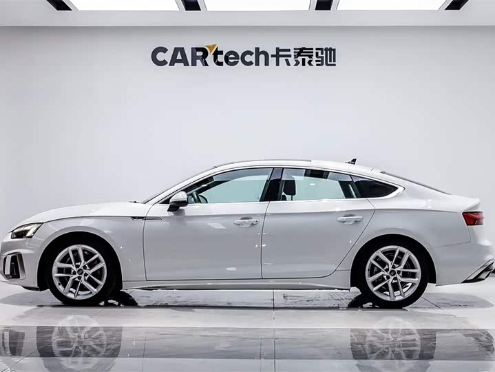 Audi A5 2024 2024款 Sportback 40 TFSI 时尚动感型