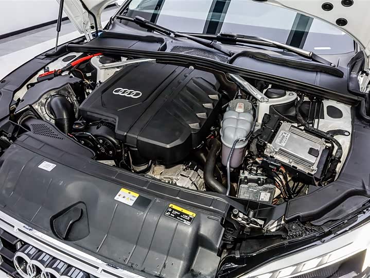 Audi A5 2024 2024款 Sportback 40 TFSI 时尚动感型