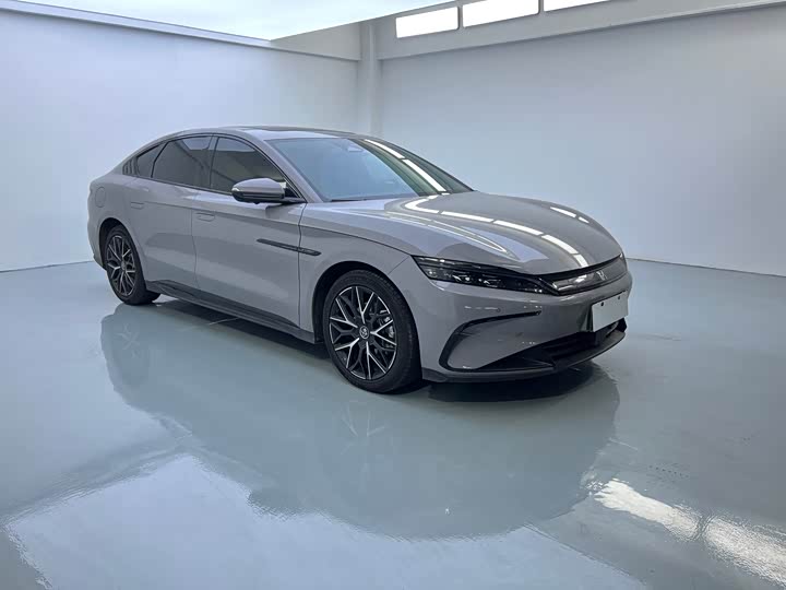 BYD Han 2025 2025款 DM-i 125KM尊贵型