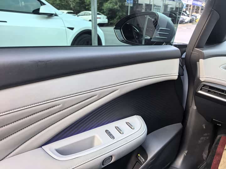 Фото 7 - Nissan N7