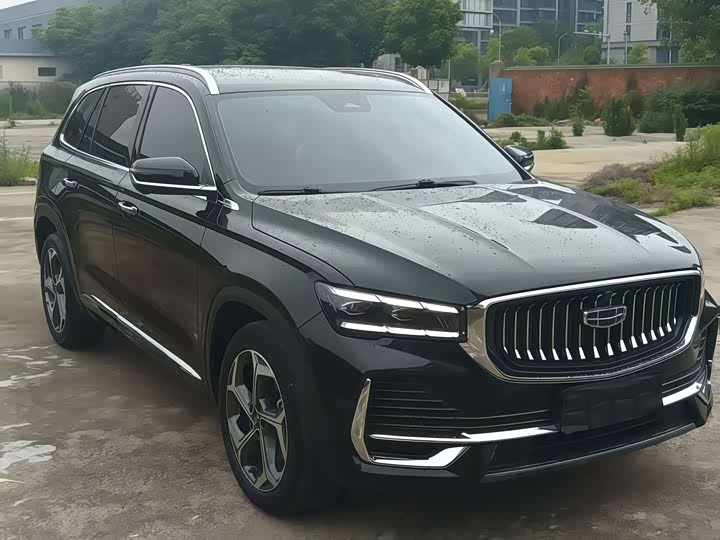 Фото 3 - Geely Monjaro