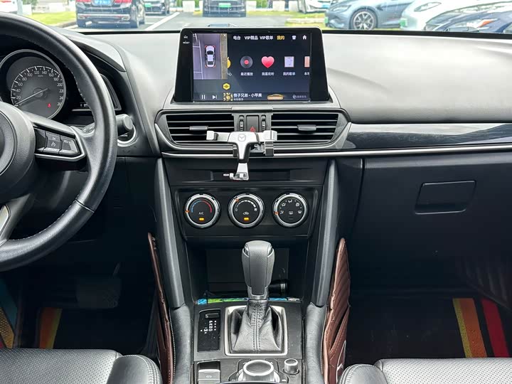 Mazda CX-4 2021 2021款 2.0L 自动两驱蓝天活力版