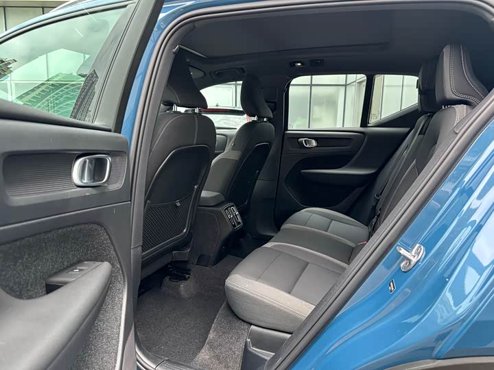 Volvo XC40 2024 2024款 B3 智远豪华版