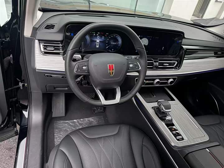 Hongqi HS5 2025 2025款 2.0T 四驱旗享Pro版