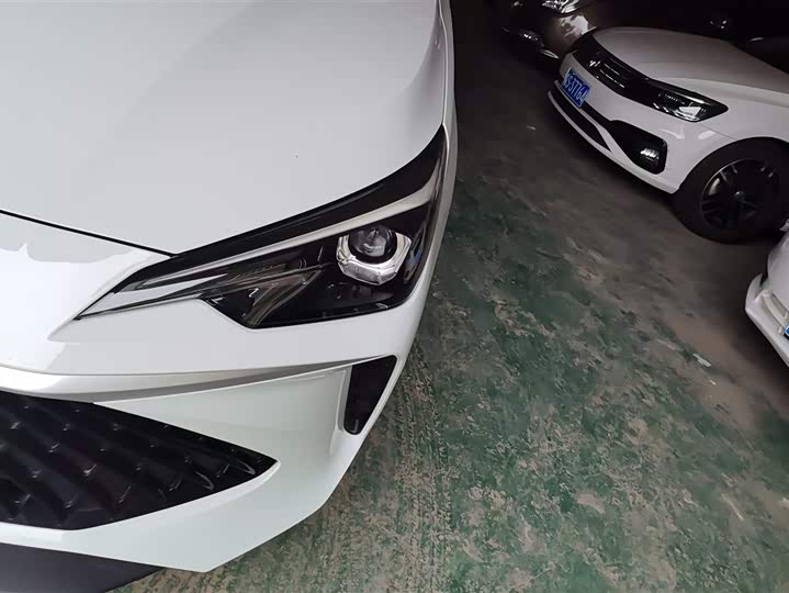 Roewe i5 2023 2023款 1.5L 手动舒享版