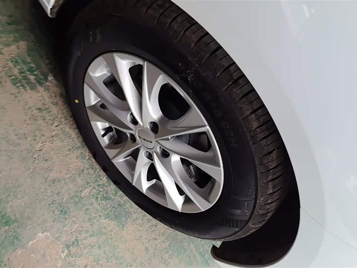 Roewe i5 2023 2023款 1.5L 手动舒享版