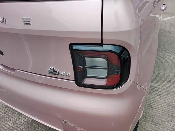Geely Galaxy Panda Mini 2025 2025款 熊猫mini 210km 元气熊
