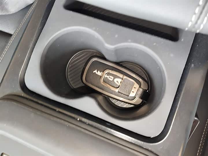Chery Tiggo 8 2025 2025款 卓越版 230TCI 自动豪华版 7座