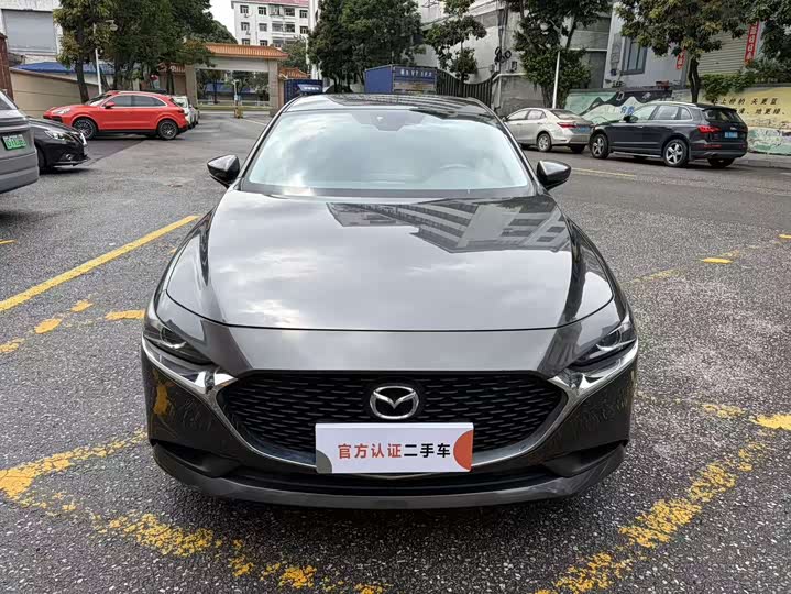 Фото 2 - Mazda 3 (Axela)