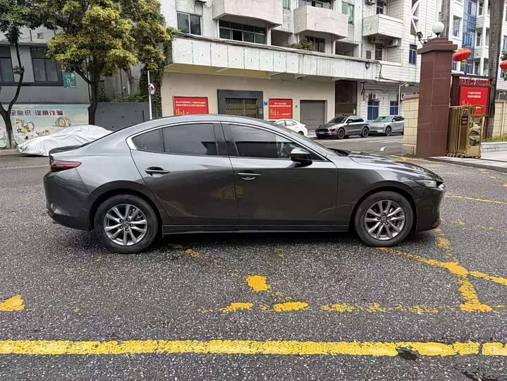 Фото 4 - Mazda 3 (Axela)