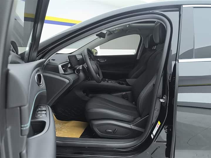 BYD Seal 05 DM-i Hybrid 2025 2025款 DM-i 智驾版 55KM尊贵型