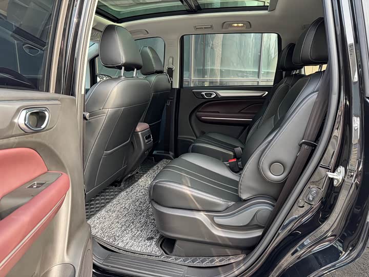 GAC Trumpchi M6 2021 2021款 PRO 270T DCT尊享版