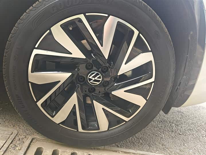 Volkswagen Tayron 2024 2024款 330TSI 两驱R-Line高能版