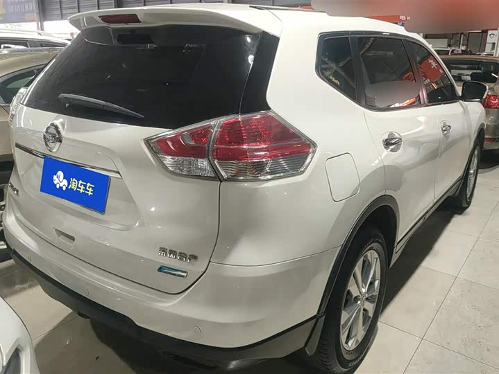 Фото 3 - Nissan X-Trail