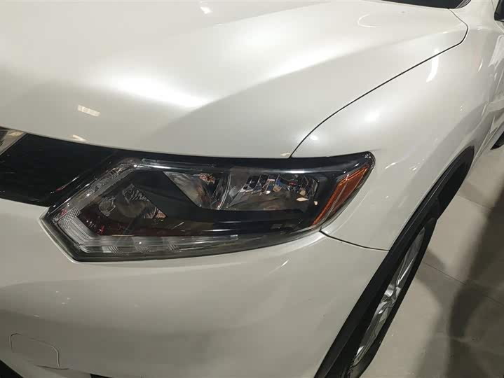 Фото 5 - Nissan X-Trail