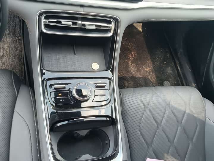 Geely Galaxy A7 2025 2025款 EM-i 150km 探索+版