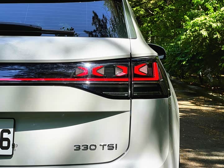Volkswagen Tayron 2024 2024款 330TSI 两驱R-Line高能版