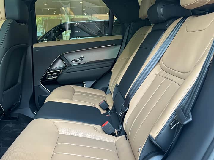 Land Rover Range Rover Sport 2026 2026款 400PS Dynamic SE