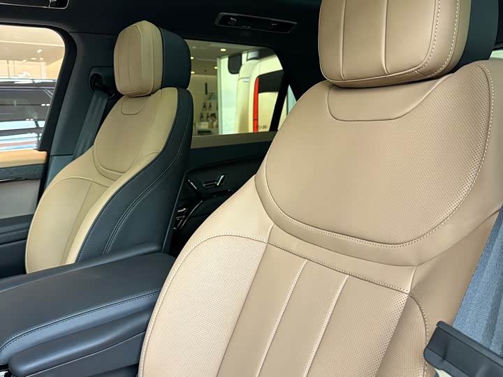 Land Rover Range Rover Sport 2026 2026款 400PS Dynamic SE