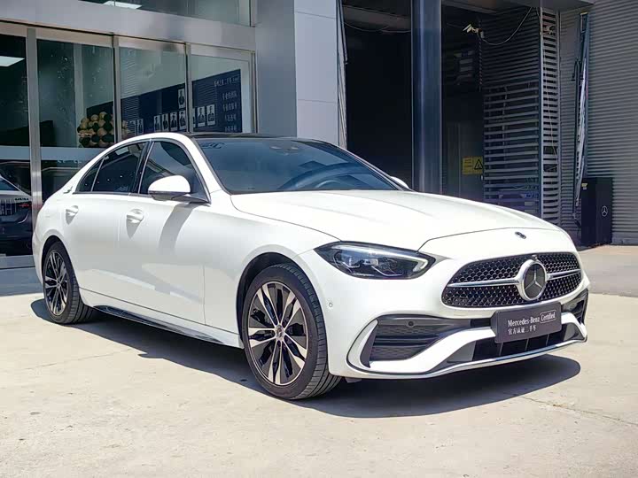 2025 Mercedes-Benz C-Class Hybrid