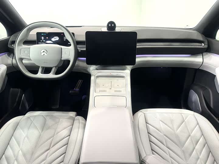 Фото 8 - Nio ES6