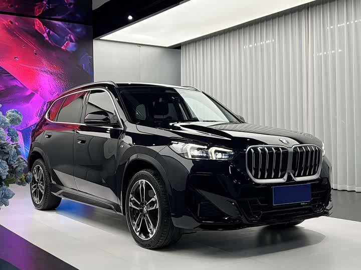 Фото 3 - BMW X1