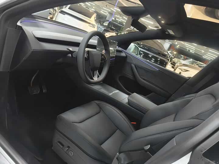 Tesla Model Y 2026 2026款 长续航全轮驱动版