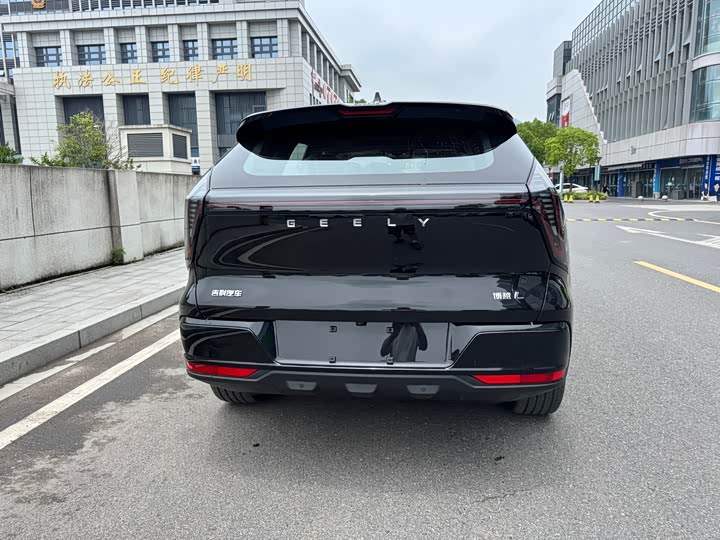 Geely Atlas L 2025 2025款 第四代 1.5TD DCT 山河
