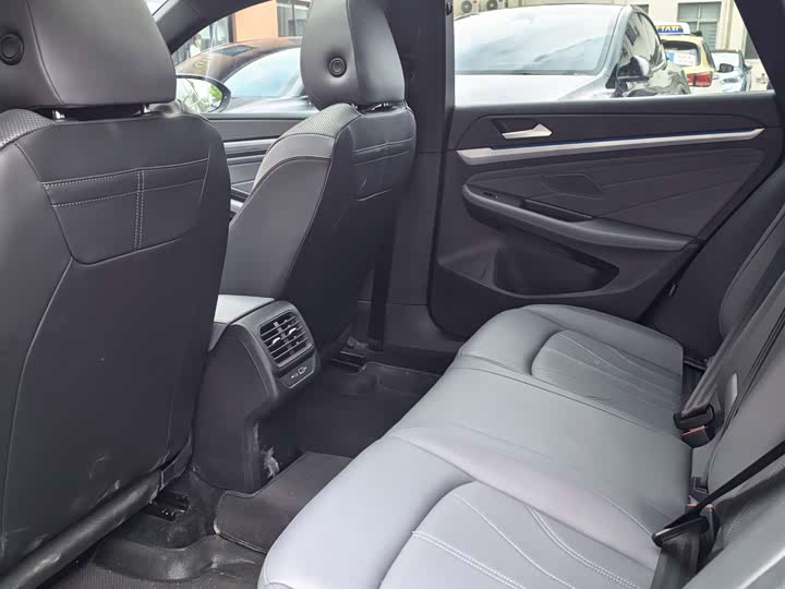 Volkswagen Lamando L 2026 2026款 凌渡L GTS 380TSI 凌风百万纪念版