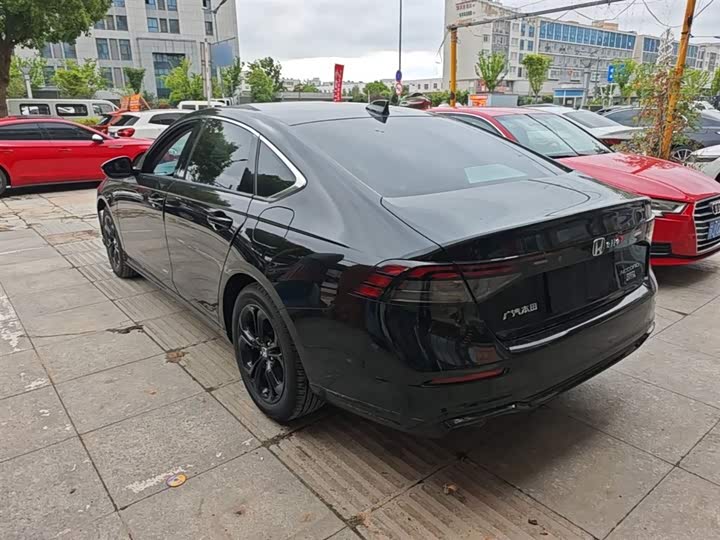 Honda Accord 2025 2025款 运动系列 260TURBO 豪华版