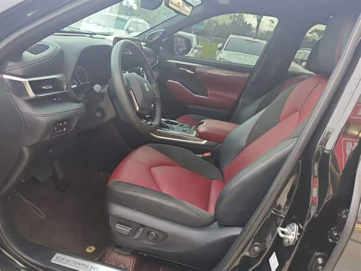 Toyota Crown Kluger 2024 2024款 2.5L HEV四驱旗舰版