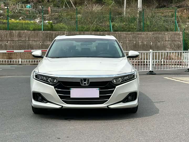 Photo 2 - Honda Accord