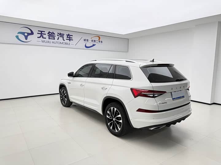 Skoda Kodiaq 2022 2022款 TSI330 7座两驱奢享版