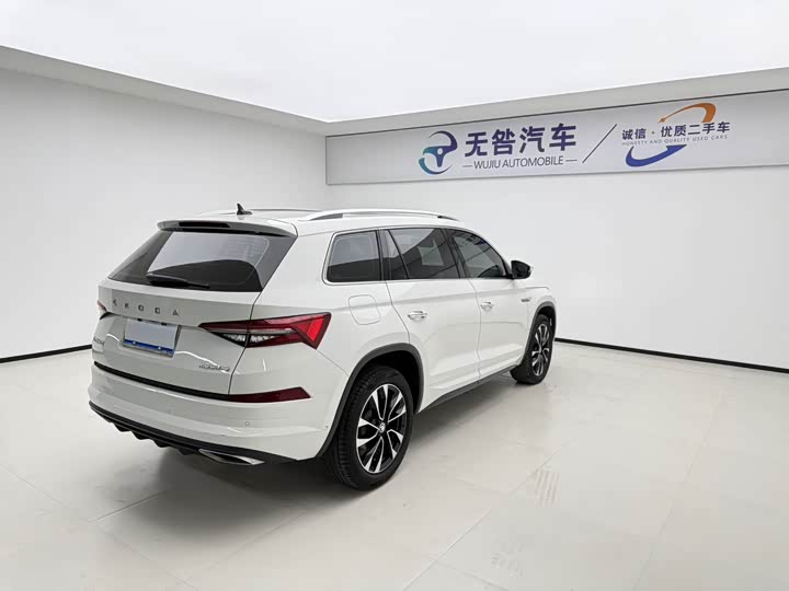 Skoda Kodiaq 2022 2022款 TSI330 7座两驱奢享版