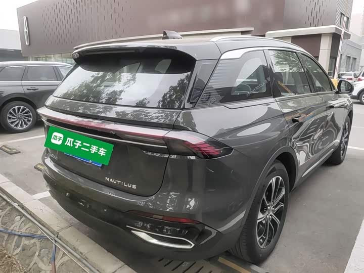 Lincoln Nautilus 2025 2025款 2.0T 四驱尊逸版