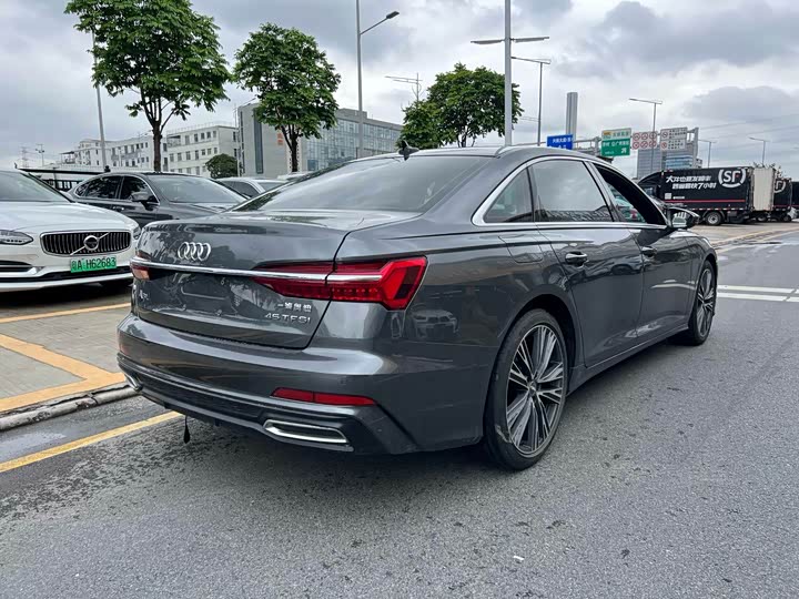 Audi A6L 2021 2021款 45 TFSI 进享人生版
