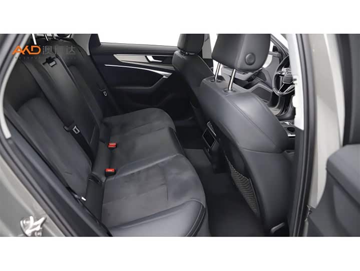 Audi A6 2022 2022款 Avant 先锋派 45 TFSI 臻选动感型