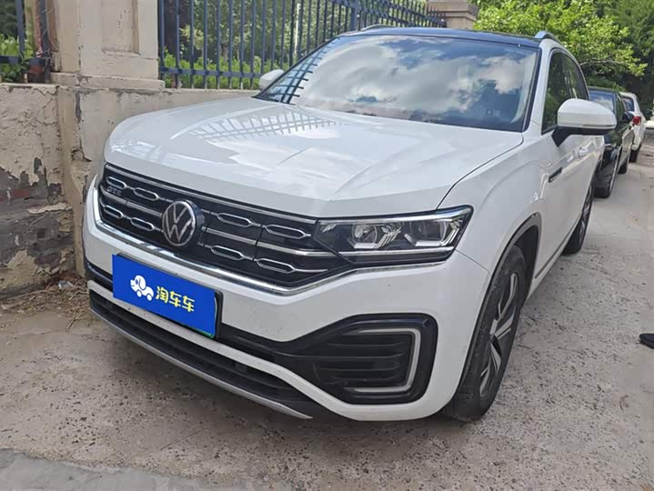 Фото 1 - Volkswagen Tayron GTE Hybrid