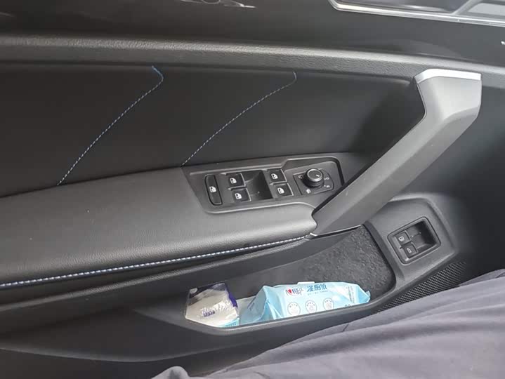 Фото 7 - Volkswagen Tayron GTE Hybrid