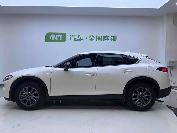 Mazda CX-4 2021 2021款 2.0L 自动两驱蓝天活力版