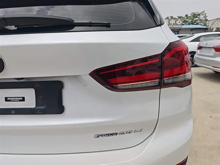 Zdjęcie 8 - BMW X1