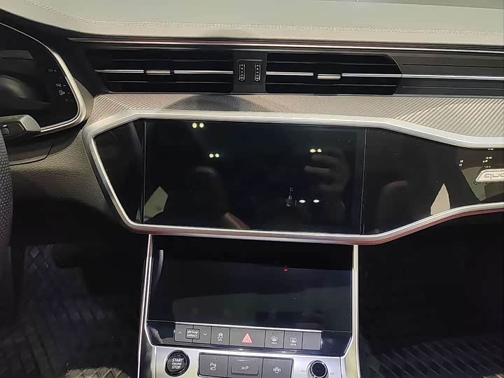 Audi A7L 2025 2025款 45 TFSI quattro 黑武士版