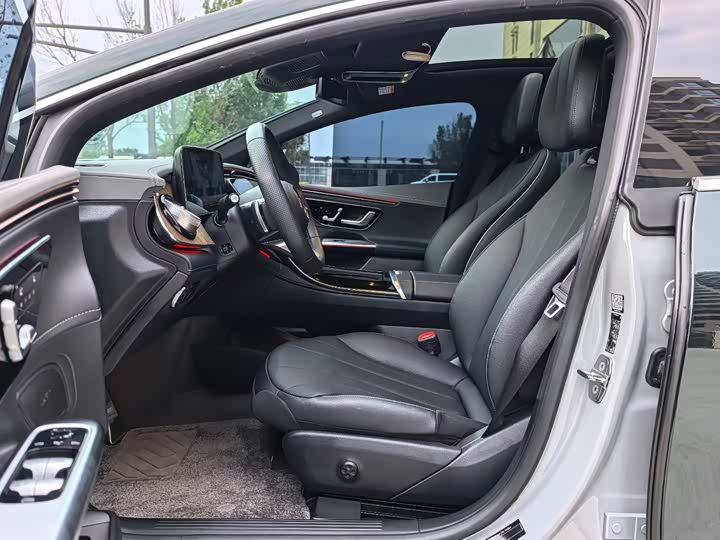 Фото 4 - Mercedes-Benz EQE